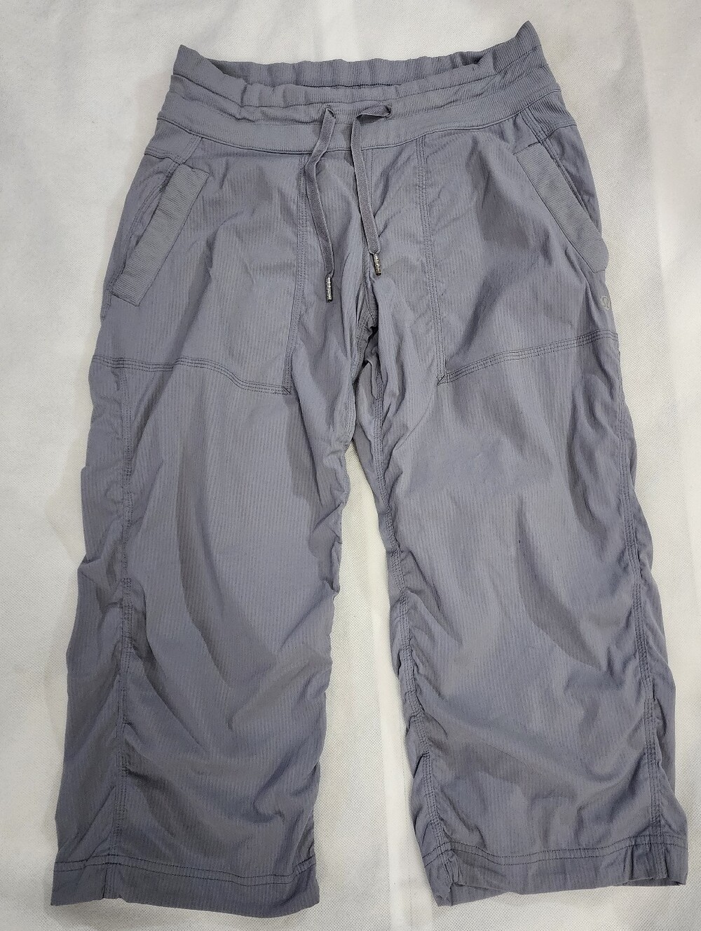 Lululemon Athletica Studio Cropped Pants Size 6